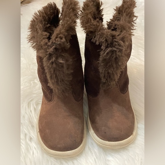 Timberland Toddle Tracks Roll Top Faux Fur Boots Brown
Nubuck Size 5.5T - Picture 10 of 15